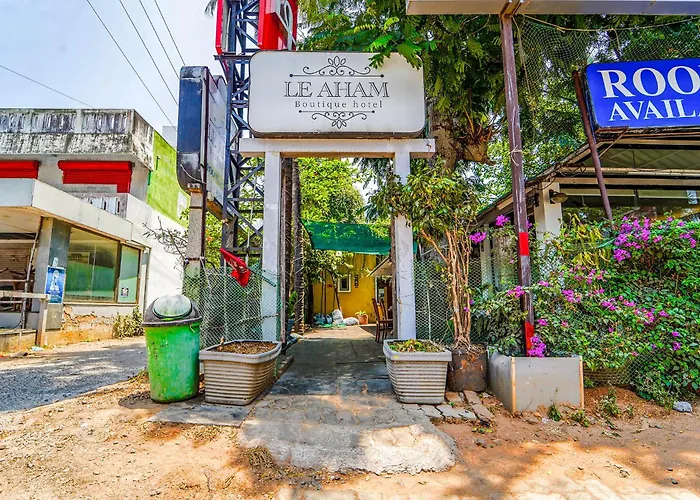 Fabexpress Le Aham Boutique - Auroville Beach - 600M